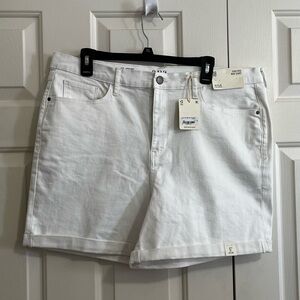 a.n.a White Shorts​